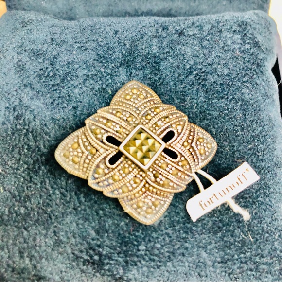 Fortunoff marcasite brooch - Picture 3 of 3